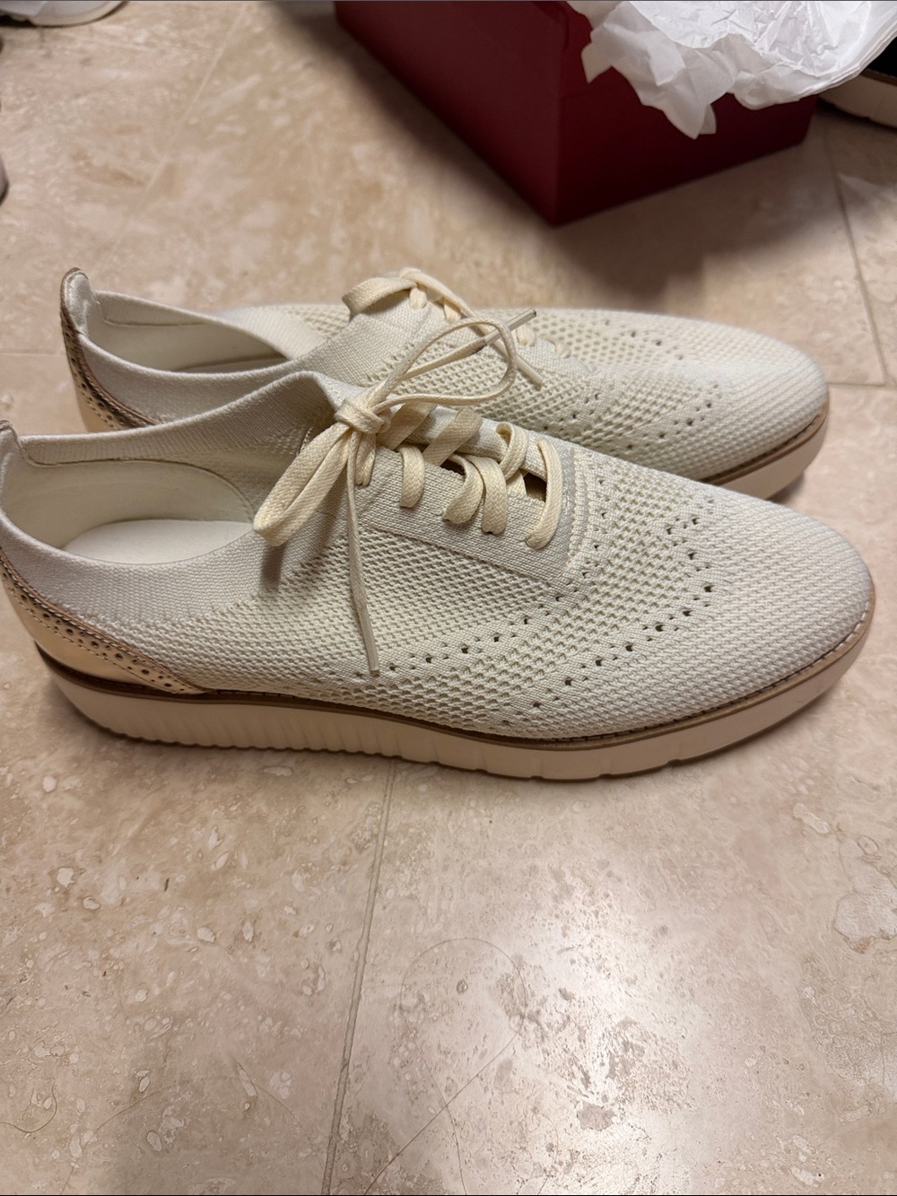 Cole Haan Women’s Platform Oxfords size 10C Wide